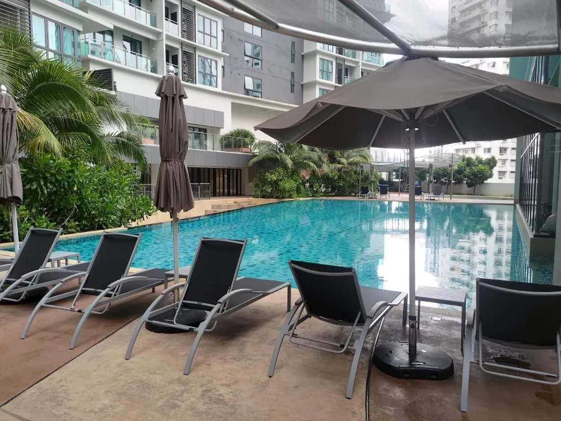 Theooak Suite 4Pax Cozy Home Stay @Mont Kiara 吉隆坡